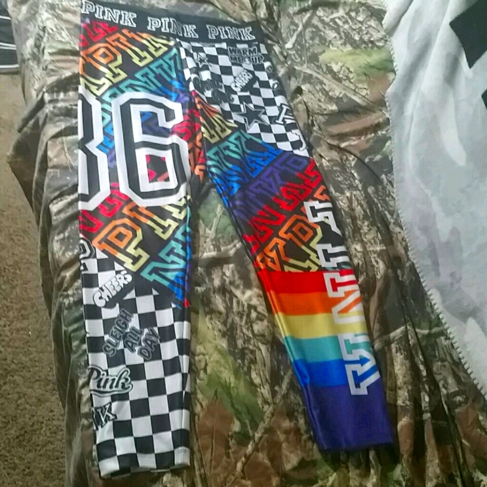 Large Rainbow 86 VS Pink ULTIMATE Leggings